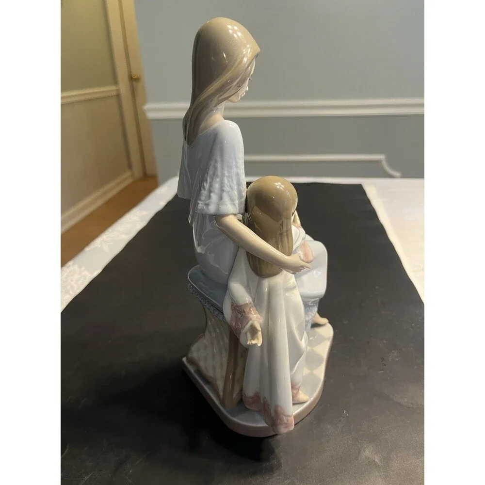 Lladro #5457 BEDTIME STORY Figurine Mother Daughter PERFECT CONDITION!